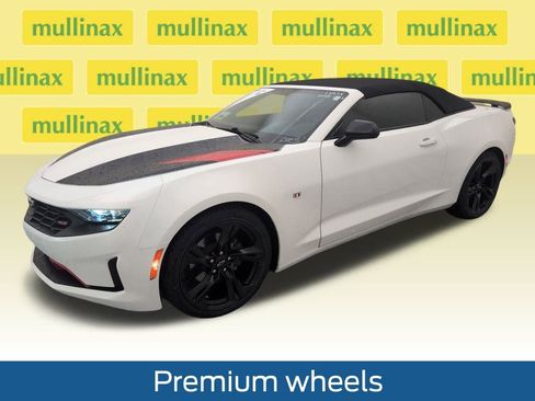 Used 2023 Chevrolet Camaro LT w/ RS Package image 12
