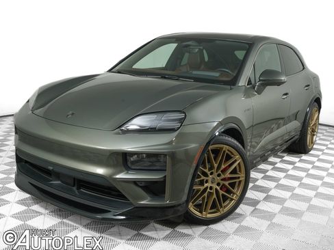 Used 2025 Porsche Macan Turbo Electric AWD/4WD image 1
