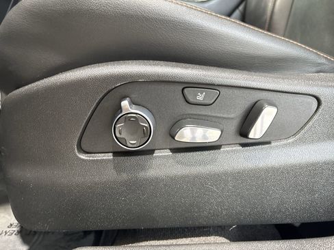 Used 2020 Cadillac XT4 Sport image 12