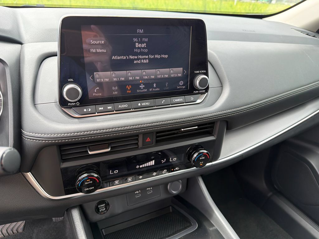 Used 2026 Nissan Rogue SV FWD image 28