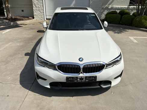 Used 2020 BMW 330i Sedan RWD image 3