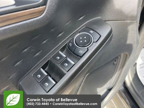Used 2020 Ford Escape Titanium AWD/4WD image 19