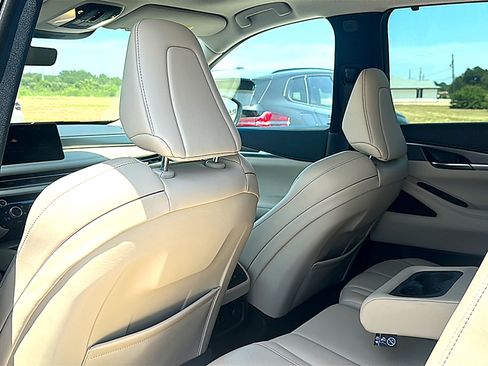 Used 2023 INFINITI QX60 Luxe w/ Cargo Package FWD image 18