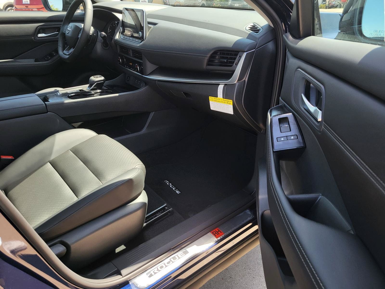 New 2026 Nissan Rogue Dark Armor FWD image 11