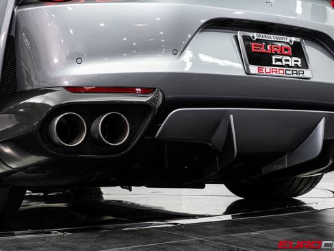 Used 2020 Ferrari 812 Superfast RWD image 26