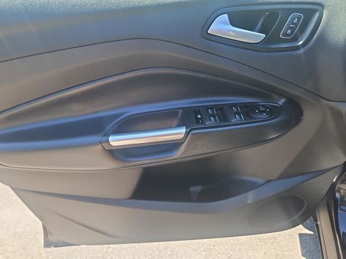 Used 2019 Ford Escape SE AWD/4WD image 14