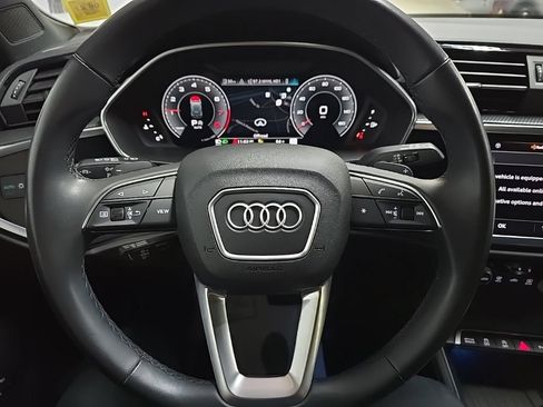 Used 2023 Audi Q3 2.0T Premium Plus AWD/4WD image 19