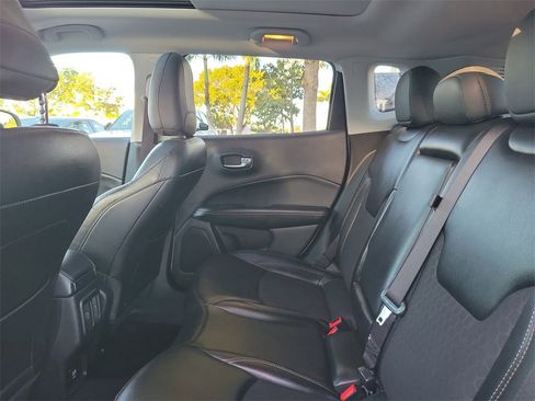 Used 2020 Jeep Compass Latitude image 8