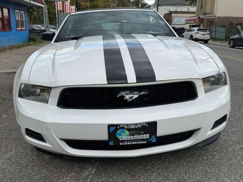Used 2012 Ford Mustang Premium image 3