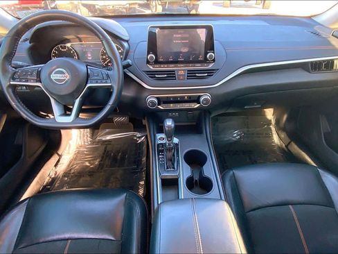 Used 2019 Nissan Altima 2.5 SR image 15