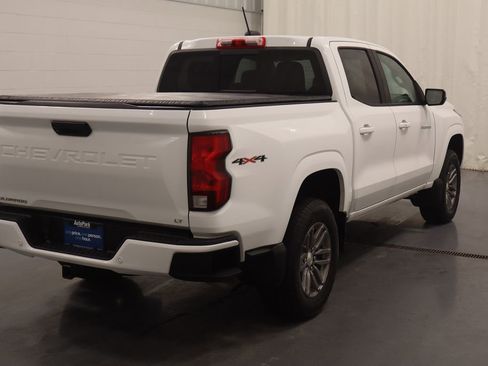 Used 2023 Chevrolet Colorado LT w/ LT Convenience Package II AWD/4WD image 10