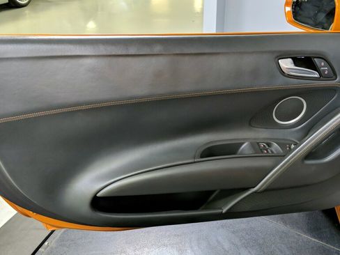 Used 2015 Audi R8 V8 w/ Full Leather Package image 26