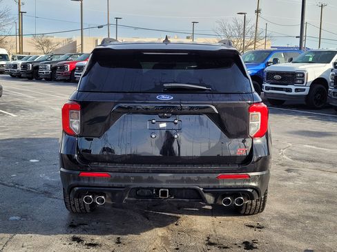 Used 2023 Ford Explorer ST w/ Equipment Group 401A image 5