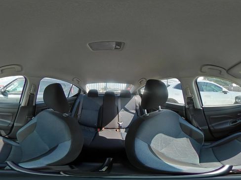 Used 2025 Nissan Versa SV FWD image 35