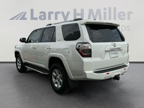 Certified 2024 Toyota 4Runner SR5 image 3