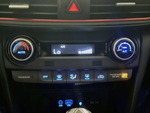 Used 2019 Hyundai Kona Ultimate AWD/4WD image 12