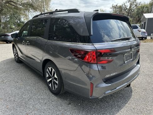 New 2026 Honda Odyssey EX-L image 6