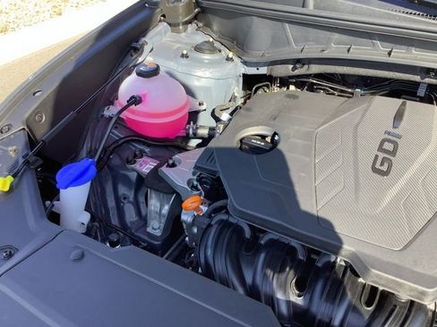 Certified 2025 Hyundai Tucson SE image 17