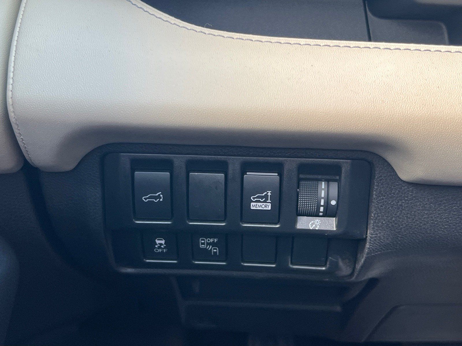 Used 2019 Subaru Ascent Touring w/ Popular Package #2A AWD/4WD image 29