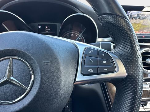 Used 2018 Mercedes-Benz C 300 Sedan image 32