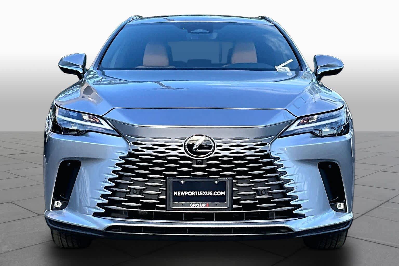 New 2026 Lexus RX 450h AWD w/ Convenience Package image 3