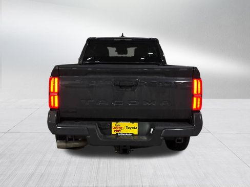 Used 2025 Toyota Tacoma TRD Off-Road image 5
