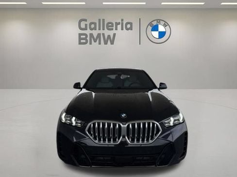 Certified 2024 BMW X6 xDrive40i w/ Executive Package AWD/4WD image 3