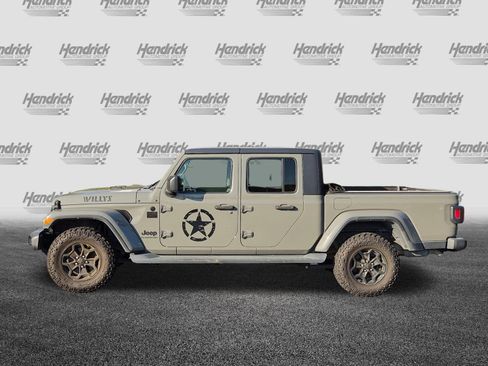 Used 2021 Jeep Gladiator Sport AWD/4WD image 7