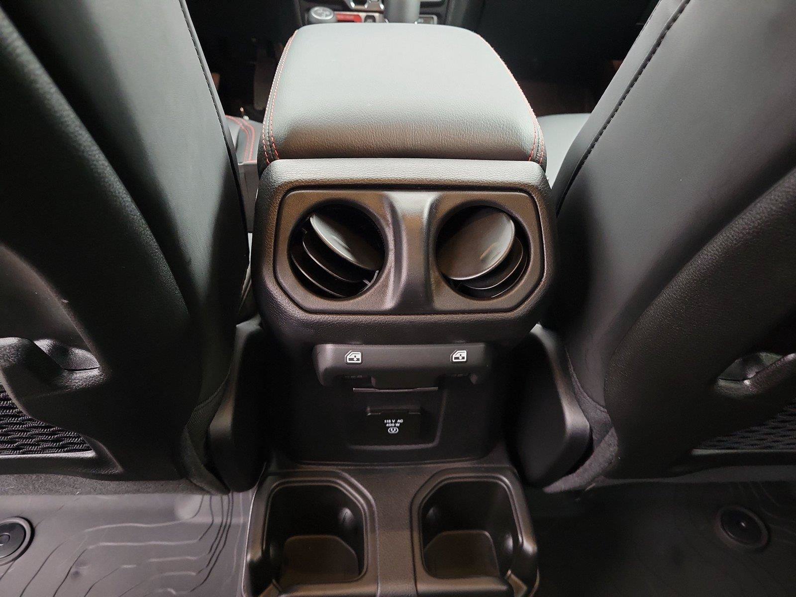 Used 2026 Jeep Gladiator Rubicon AWD/4WD image 10