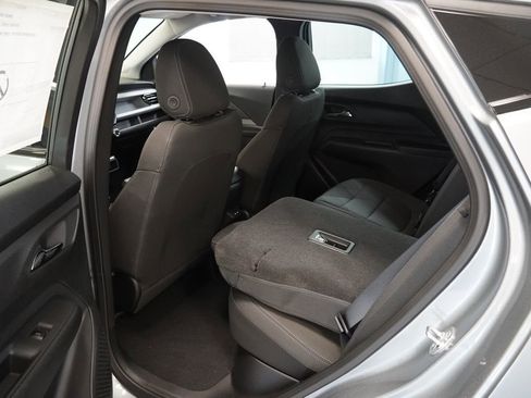 New 2027 Chevrolet Bolt LT w/ Comfort Package FWD image 20