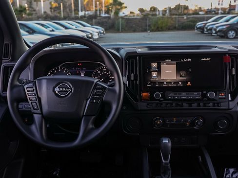 New 2026 Nissan Frontier SV image 21