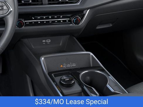 New 2026 Chevrolet Equinox LT w/ Convenience Package II image 23