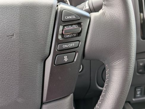 Certified 2024 Nissan Frontier SV w/ SV Convenience Package RWD image 17