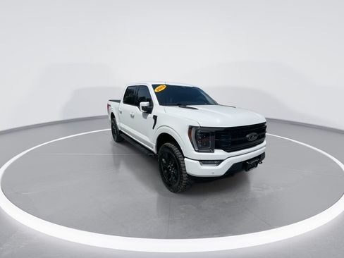 Used 2022 Ford F150 Lariat w/ Equipment Group 502A High AWD/4WD image 2