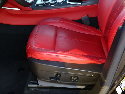 Used 2021 Alfa Romeo Stelvio Sprint w/ Nero Edizione image 14