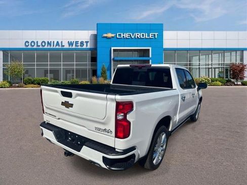 Used 2025 Chevrolet Silverado 1500 High Country w/ High Country Premium Package AWD/4WD image 11