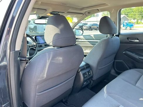 Used 2019 Nissan Altima 2.5 SV FWD image 18