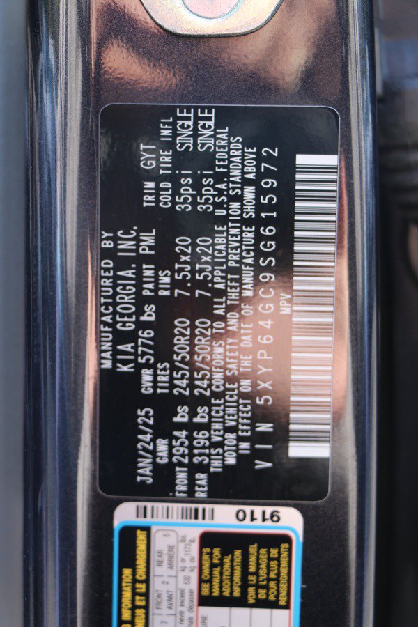 Used 2025 Kia Telluride S FWD image 26