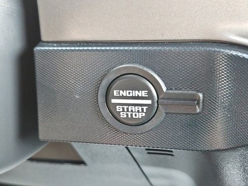 Used 2022 Ford Bronco Outer Banks image 23