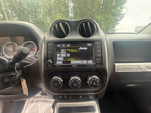 Used 2014 Jeep Compass Limited w/ Sun/Sound Group AWD/4WD image 12