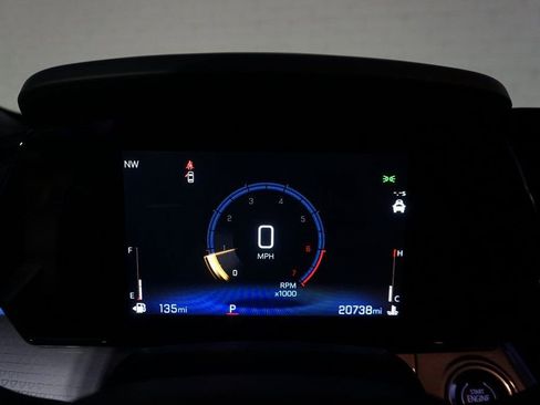 Certified 2025 Chevrolet Trax LT w/ LT Convenience Package image 21