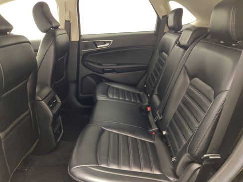 Used 2023 Ford Edge SEL image 18