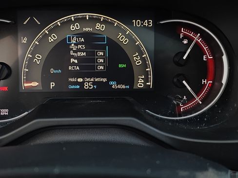 Used 2022 Toyota RAV4 Limited image 20