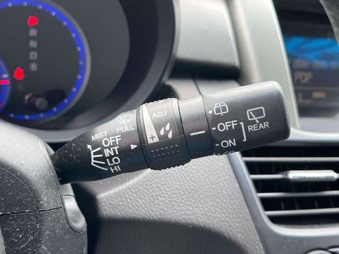 Used 2011 Acura RDX SH-AWD image 32