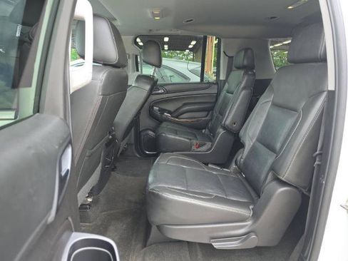 Used 2018 Chevrolet Suburban LT AWD/4WD image 16
