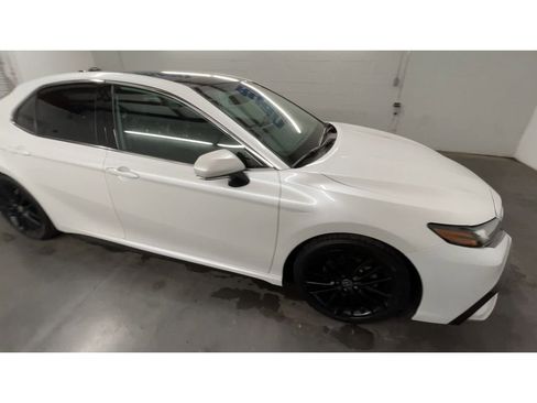 Used 2023 Toyota Camry XSE image 2