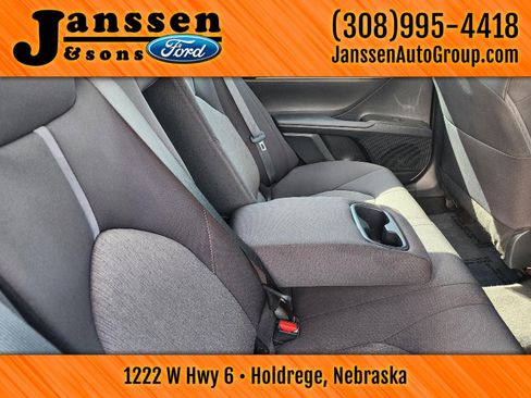 Used 2023 Toyota Camry LE image 9