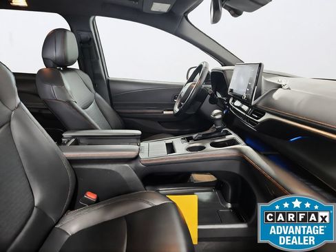 Used 2022 Toyota Sienna XSE FWD image 28