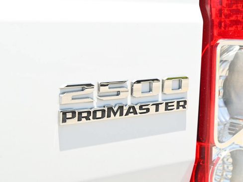 Used 2023 RAM ProMaster 2500 FWD image 30