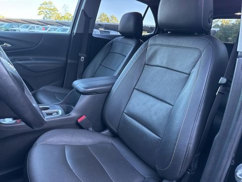 Used 2020 Chevrolet Equinox Premier image 10